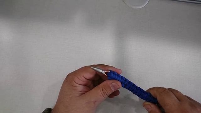 Темляк и бусина на нож. смотреть онлайн