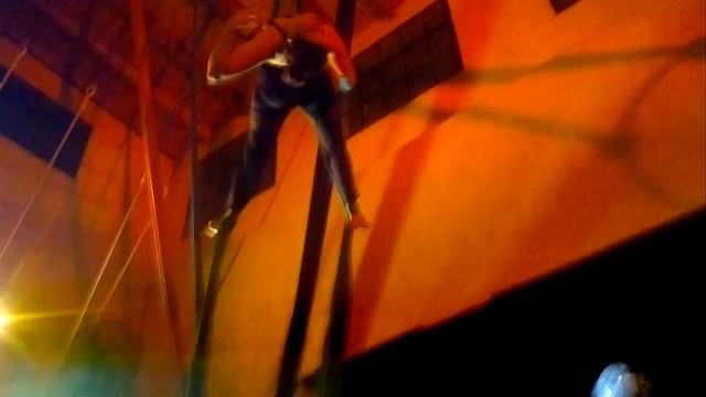 Telas aéreas - Agatha en Polliechinelle - Muestra "Cabaret" en Alma Bar смотреть онлайн