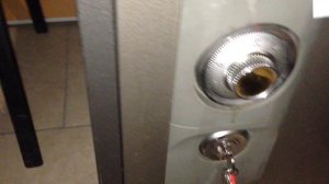 Как открыть сейф Safeguard SD-103 T