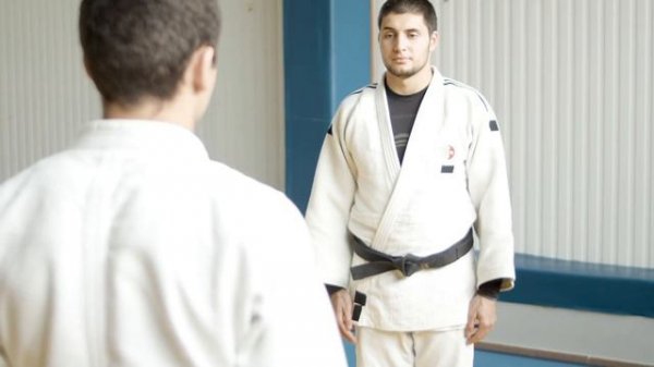 How to Teach English to Teenagers: Top 5 Tips for ESL/EFL Teachers | Fun Games for Teens