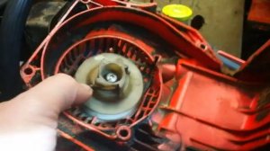 Что делать при ослабленной верёвке на бензопиле? Всё просто!