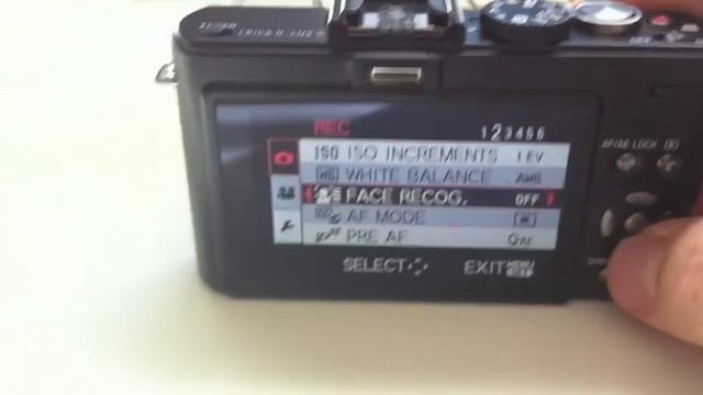 The Leica D-Lux 5 First Look