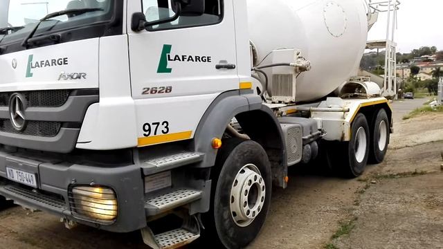 Mercedes Benz Axor 2628 cement mixer sound and engine смотреть онлайн