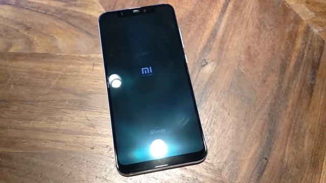 Полнейший обзор Xiaomi Mi 8 снят обзор на Mi A2. Чехол в место наушников?
