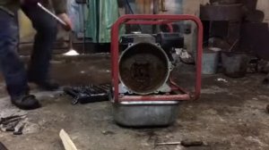 Мотопомпа снятие и замена сальника часть1))