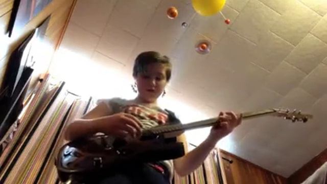 Schecter Play Like A Girl смотреть онлайн
