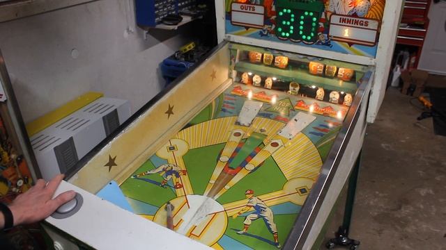 1964 Midway TOP HIT pitch 'n' bat machine смотреть онлайн