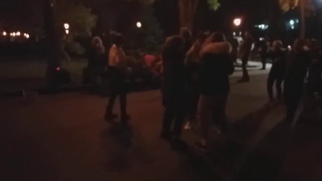 Харьков;танцы в саду шевченко,"Позвони мне,позвони" смотреть онлайн