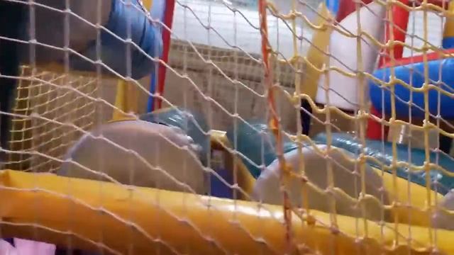Vlog Super!Детская Площадка Настя Играет на Игровой Площадке VLOG Children's play yard for kids 201 смотреть онлайн