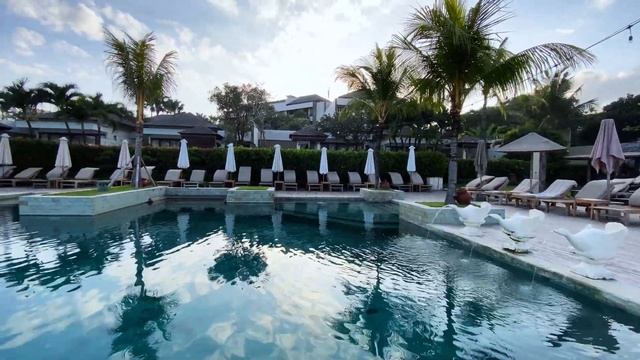 BALI, INDONESIA ?? [4K] The Seminyak Beach Resort & Spa — Walking Tour
