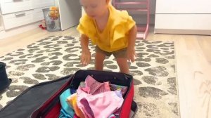 СОФИЯ И НИКА СОБИРАЮТ ЧЕМОДАНЫ. СОФУНЬЯ ШАЛУНЬЯ