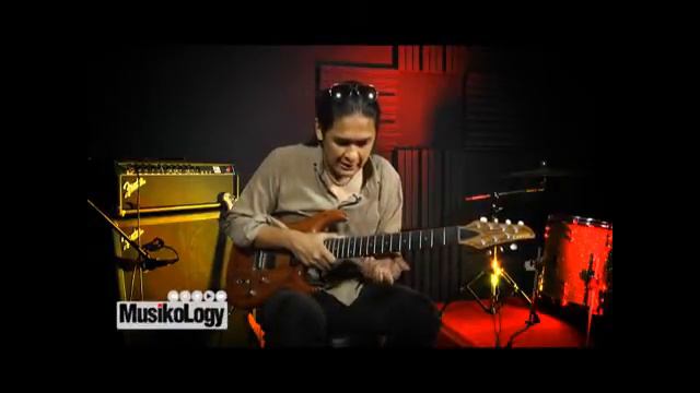 กีตาร์ 7สาย By Musikology смотреть онлайн