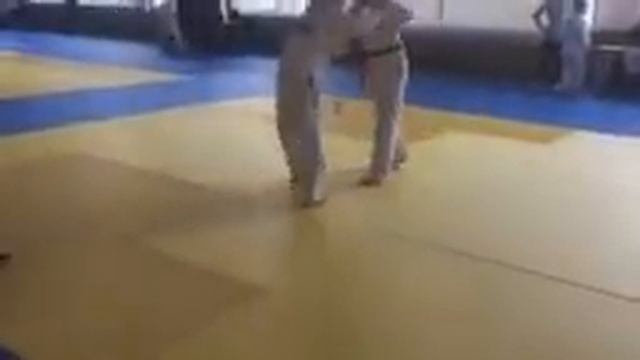 Турнир по дзюдо среди юношей и девушек 2007-2008 г.р.,2009-2010г.р. смотреть онлайн