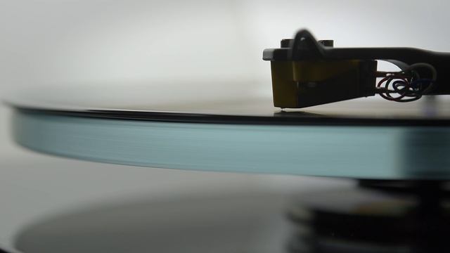 GRACE JONES -- I've Seen That Face Before (Libertango) смотреть онлайн