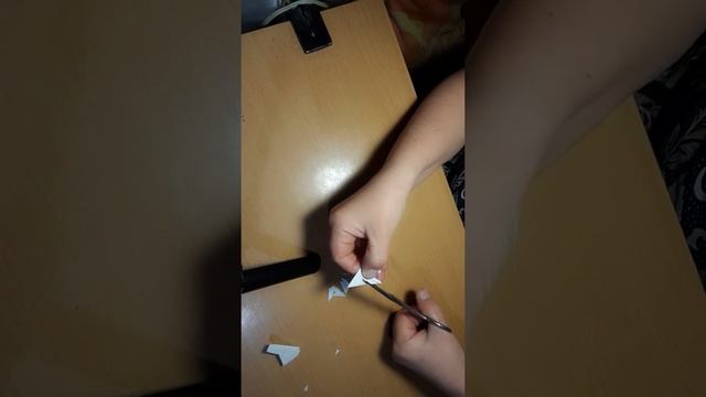 Ажурная снежинка, из бумаги. Своими руками. Мастер класс смотреть онлайн