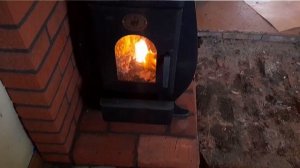 установка печи в садовый домик.