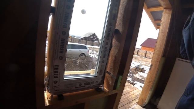 ПЕРЕЕЗД ИЗ ГОРОДА В ДЕРЕВНЮ / УСТАНАВЛИВАЮ ПЛАСТИКОВЫЕ ОКНА В ПЕРВЫЙ РАЗ / ОКНА ПВХ В ДОМ В ДЕРЕВНЕ смотреть онлайн