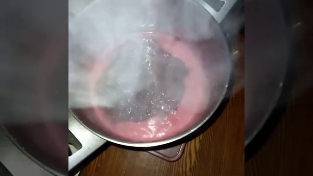 Джем из полезной ягоды! на даче, за 15 минут!!! смотреть онлайн