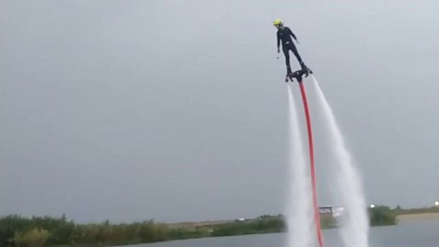 ?♀️ Вальс дождя. Athena #FlyBoard #Сургут #Моржи смотреть онлайн
