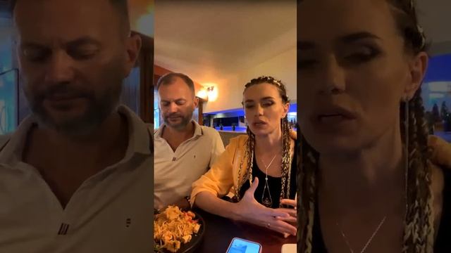 Запись открытой встречи Дмитрия и Нины Хара "Счастье как путь в отношениях" смотреть онлайн