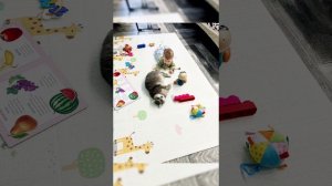 Просто. Кошка 🐱 и ребёнок 🧍