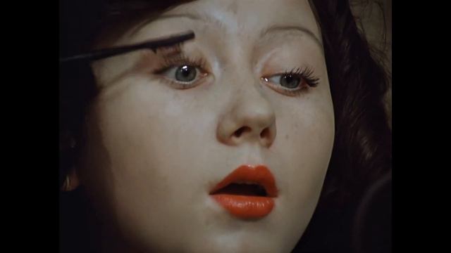 Служебный роман (1977). Начало рабочего дня