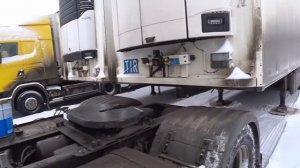 Смазка седла седельного тягача, как я это делаю/шиномонтаж, замена колесного диска