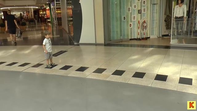 Торговый Центр. Покупаем игрушки.