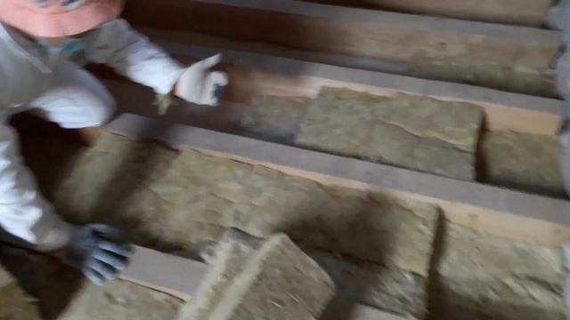 Утепление по деревянным балкам. Rockwool. Утепление базальтовой ватой Роквул. смотреть онлайн