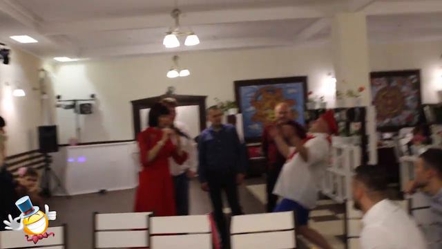 Музыка и ведущий на Юбилей от СМАЙЛ смотреть онлайн