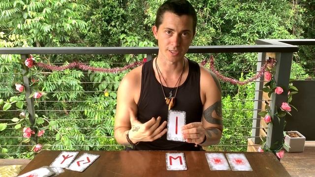 Pick a Card : Weekly Rune Reading #1 смотреть онлайн