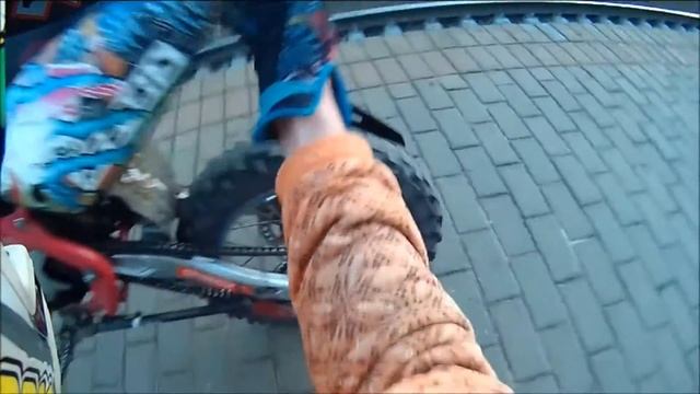 Покатушка на питбайках с происшествиями / Pitbike Kayo Enduro Fails HD смотреть онлайн