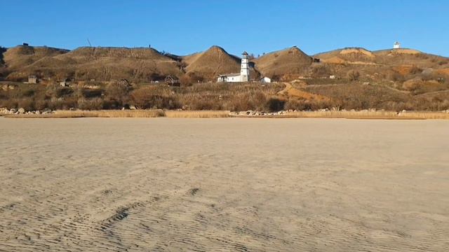 Вид парка Oxyland, со дна обмелевшего Таганрогского залива. смотреть онлайн