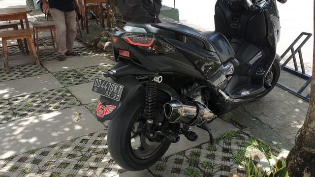 YAMAHA X-MAX - FULL GAS THROTTLE SOUND KNALPOT PROSPEED SCOOTER FOR XMAX смотреть онлайн