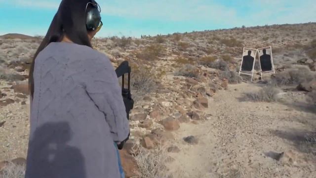 Eliza Ibarra Shooting M416