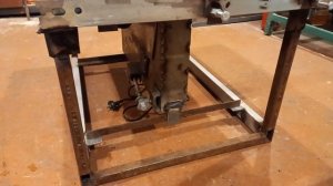 Самодельный циркулярный станок с подъемом