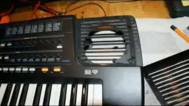 Roland E 36 смотреть онлайн