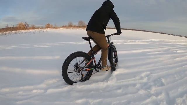 Зимний тест бюджетного фэтбайка Maks | Зачем нужен ФЭТ?! смотреть онлайн