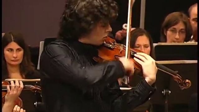 Yevgeny Kutik plays Shostakovich Concerto no. 1 in A Minor Op 77. Scherzo (fragment) смотреть онлайн