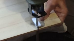 как вырезать кафель углом