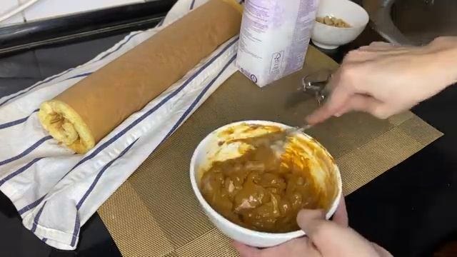 Рулет. Очень простой Рулет к чаю. Казашка рецепт. смотреть онлайн