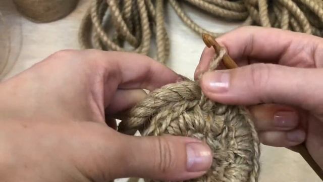 Корзинка из джута крючком Вяжем дно смотреть онлайн