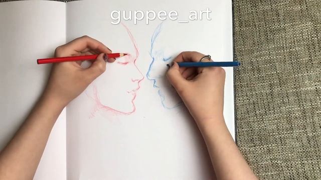 Two handed drawing by Guppee | РИСУЮ ДВУМЯ РУКАМИ ОДНОВРЕМЕННО смотреть онлайн