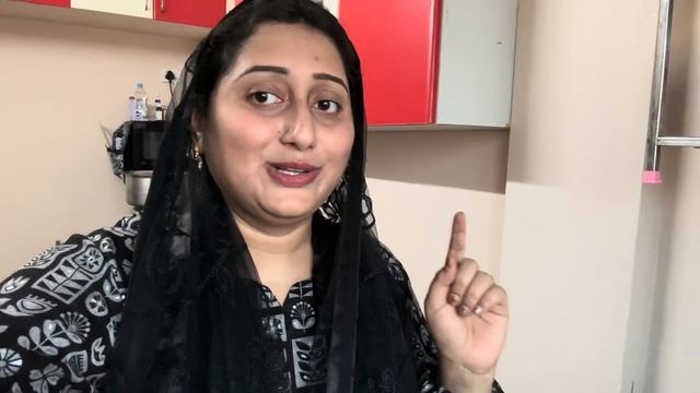 First Time Fara Ne Banyai Chakli Wo Bhi Itni Perfect ? смотреть онлайн