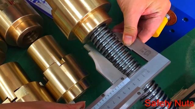 винтовой домкрат с подвижной гайкой (трапециевидной) со встроенным червячным редуктором производств смотреть онлайн