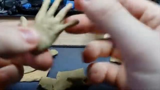 Быстрая лепка из пластилина рук. Как лепить кисть. Лепка пальцев руки. Уроки лепки. смотреть онлайн