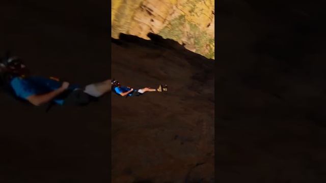 Прыжок с парашютом смотреть онлайн