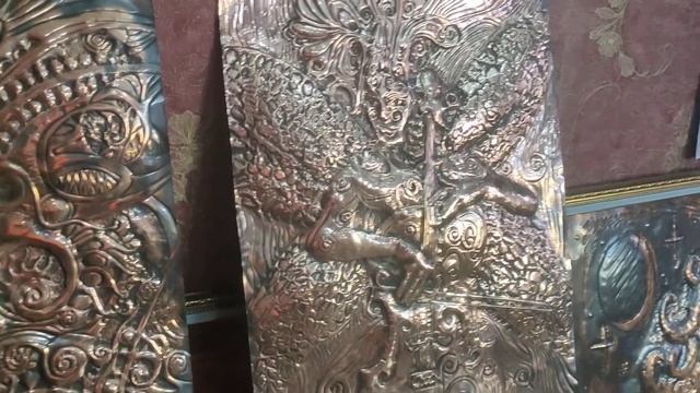" A Batterfly playing the Cello". Repousse.Metalloplastik. Copper. 60 х 75 Irkutsk 2022 . смотреть онлайн