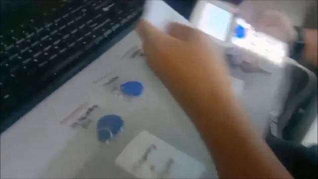 Demo RFID COPIER ID IC READER WRITER COPY DUPLICATOR - ZX 300CD !!! смотреть онлайн