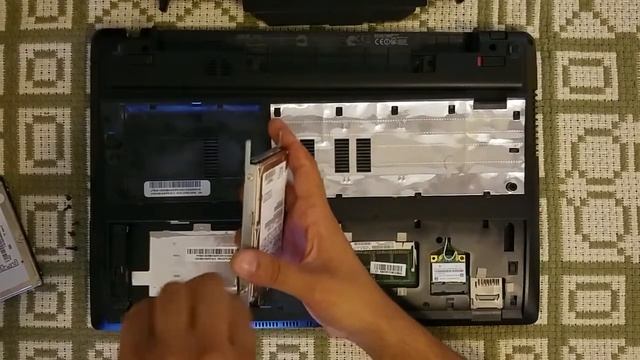 ASUS X55A - replace Hard Disk Drive HDD or SSD смотреть онлайн